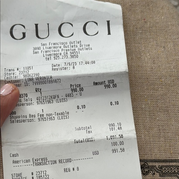 Gucci Blue and Brown Wallet with Signature Design - Picture 7 of 7